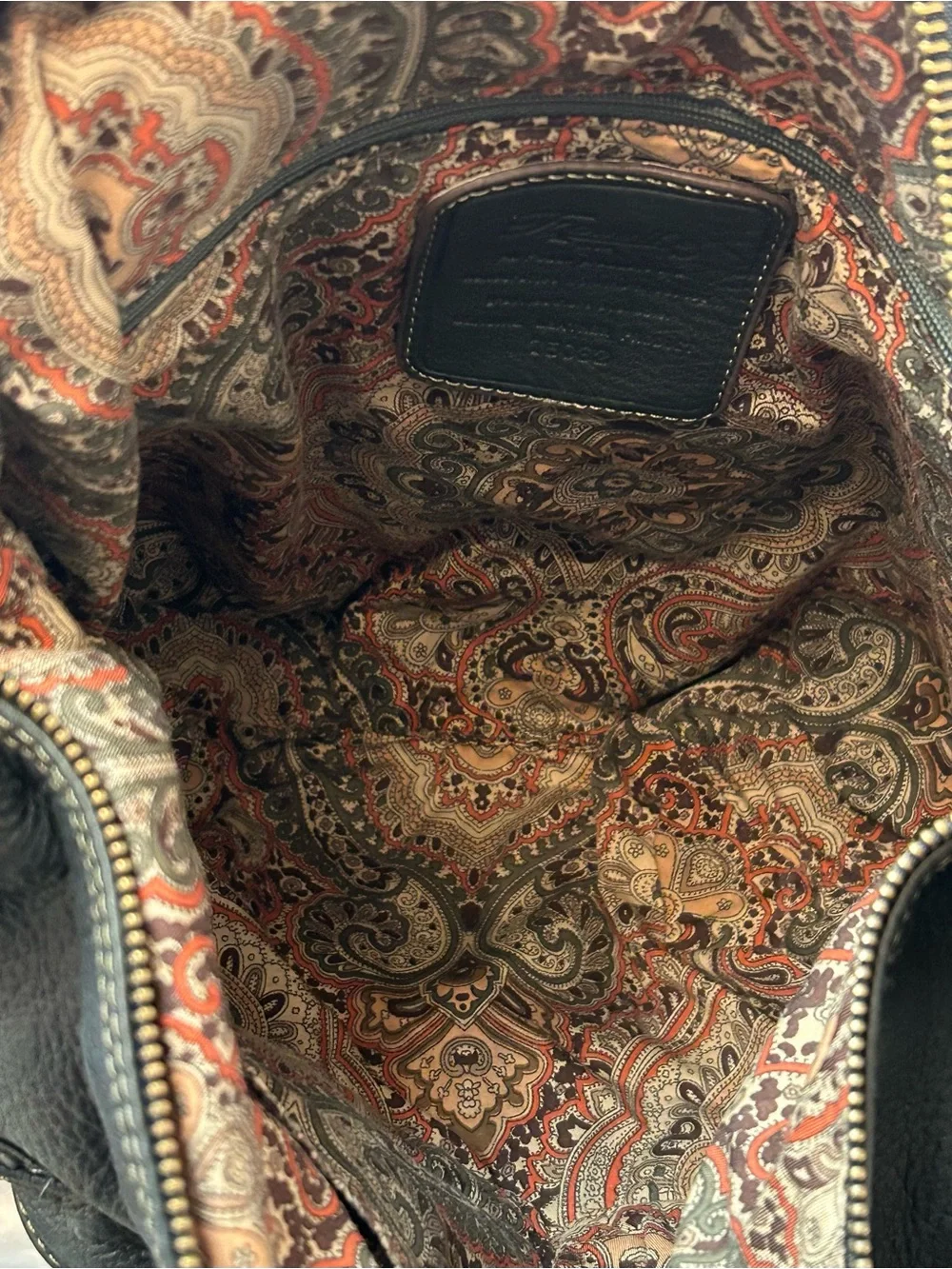 Fossil soft black